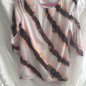 Blouse peach, black, white